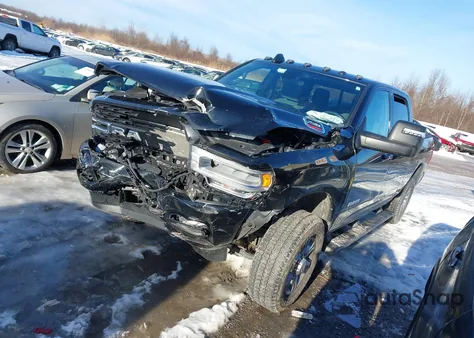 2024 Ram 2500 Big Horn 4X4 6'4 Box z USA, uszkodzony, nr VIN 3C6UR5DJ9RG251316